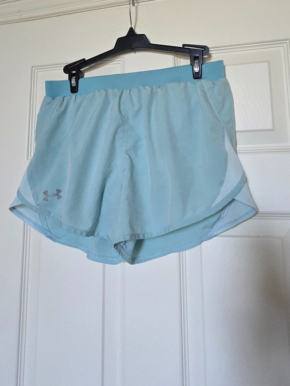 Under Armour Women's HeatGear Loose Fly by Running Shorts Aqua Mesh - Medium